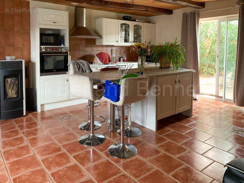 Maison à SAUZE-VAUSSAIS