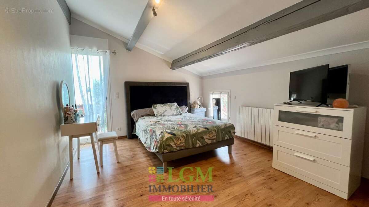 Maison à SAINT-PRIVAT-DES-VIEUX