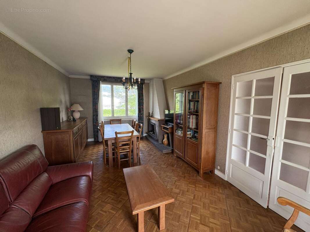 Maison 106 m² à Celles-Sur-Belle  - photo 5
