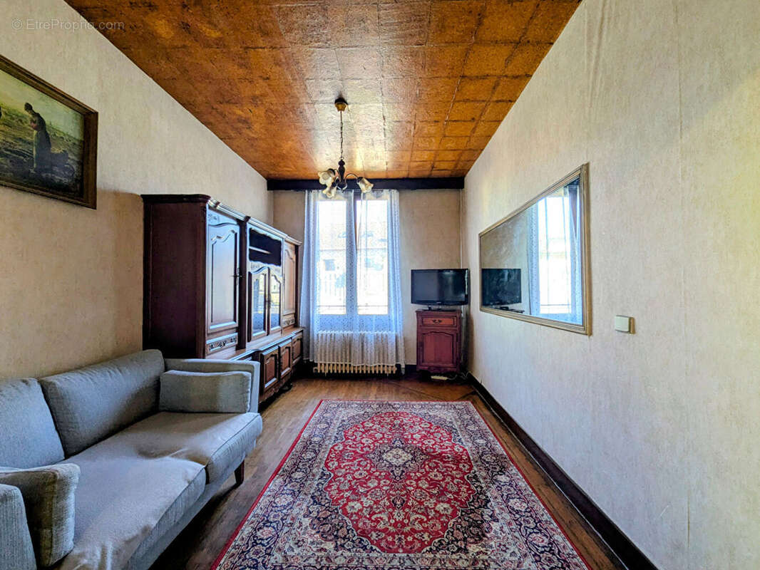 Maison à LA FRETTE-SUR-SEINE