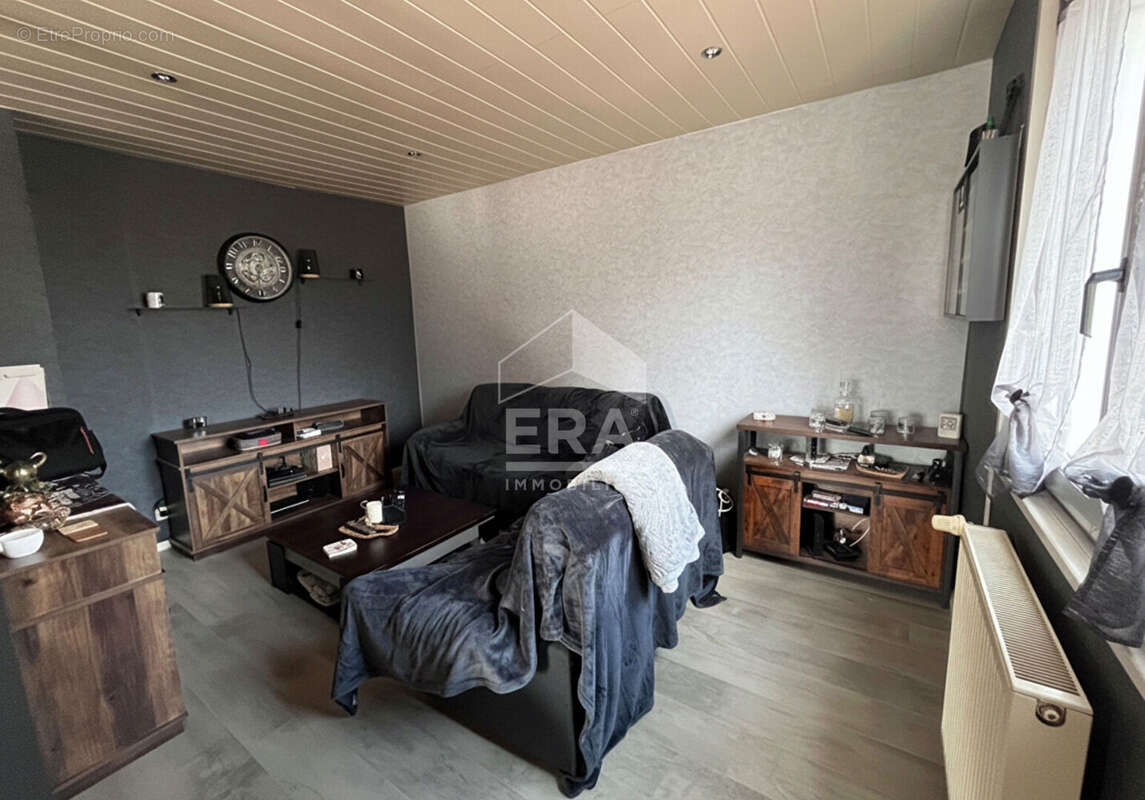 Maison à PIERREFONTAINE-LES-VARANS