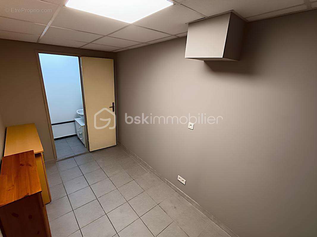 Commerce à LA SEYNE-SUR-MER