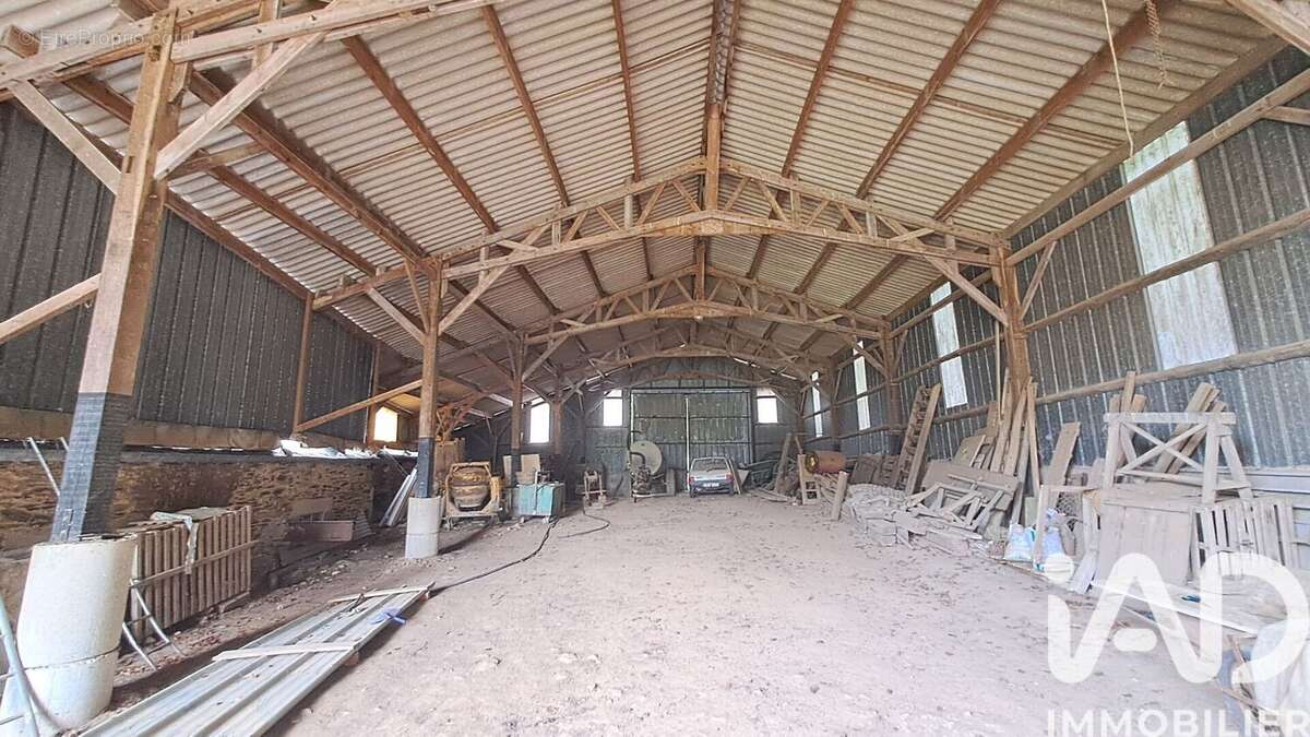 Photo 8 - Maison à SAINT-CARADEC