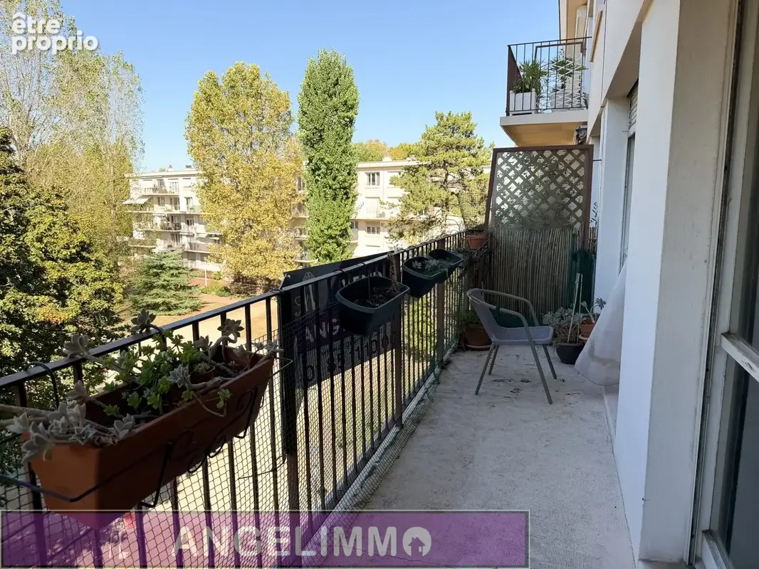 Appartement 3 pièces 65 m² à vendre à Le Plessis-Bouchard (95130) - photo 2