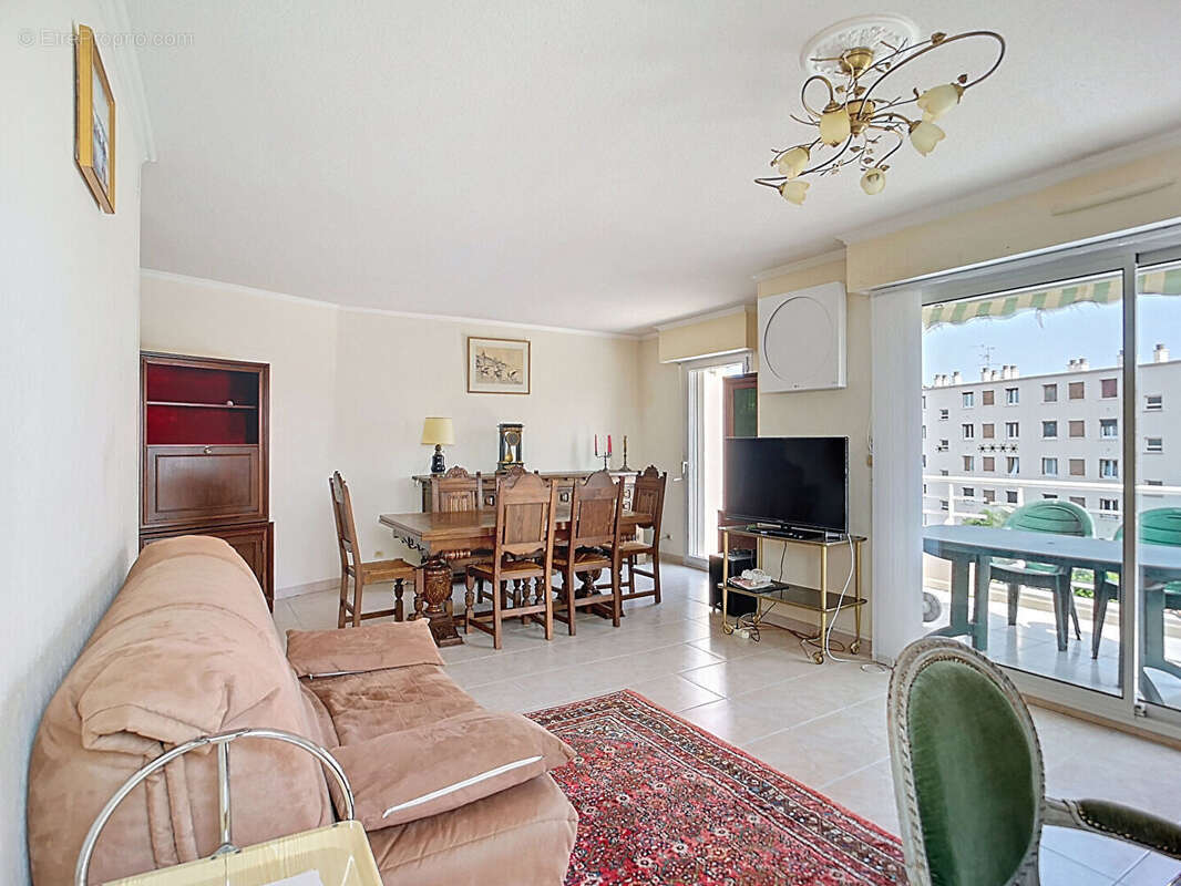 Appartement à SAINT-RAPHAEL