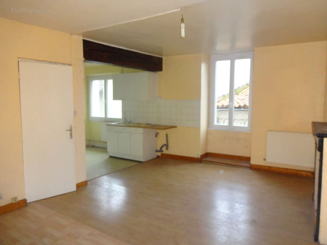 Appartement à LE DORAT