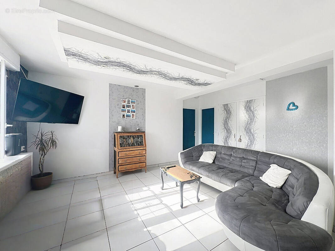 Maison à LOISY-SUR-MARNE