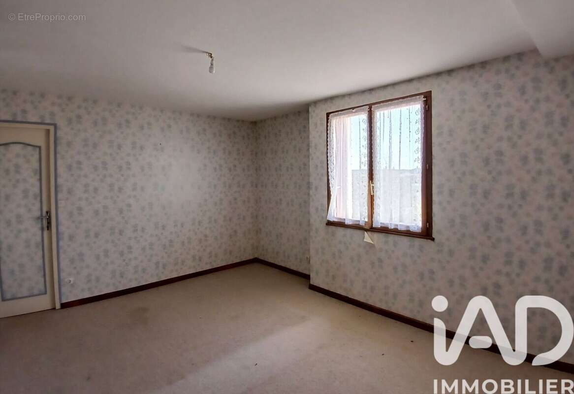 Photo 8 - Maison à CARBAY