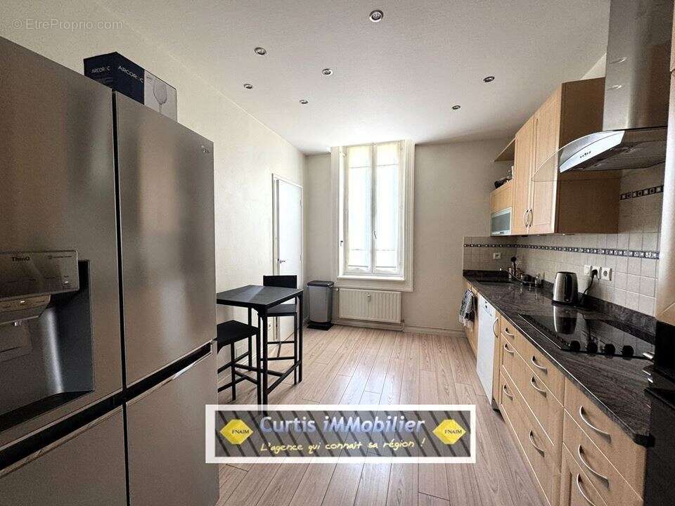 Appartement à SAINT-ETIENNE