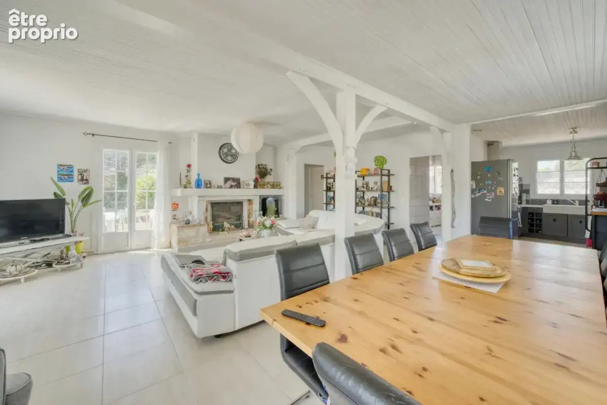 Maison à BUSSAC-SUR-CHARENTE