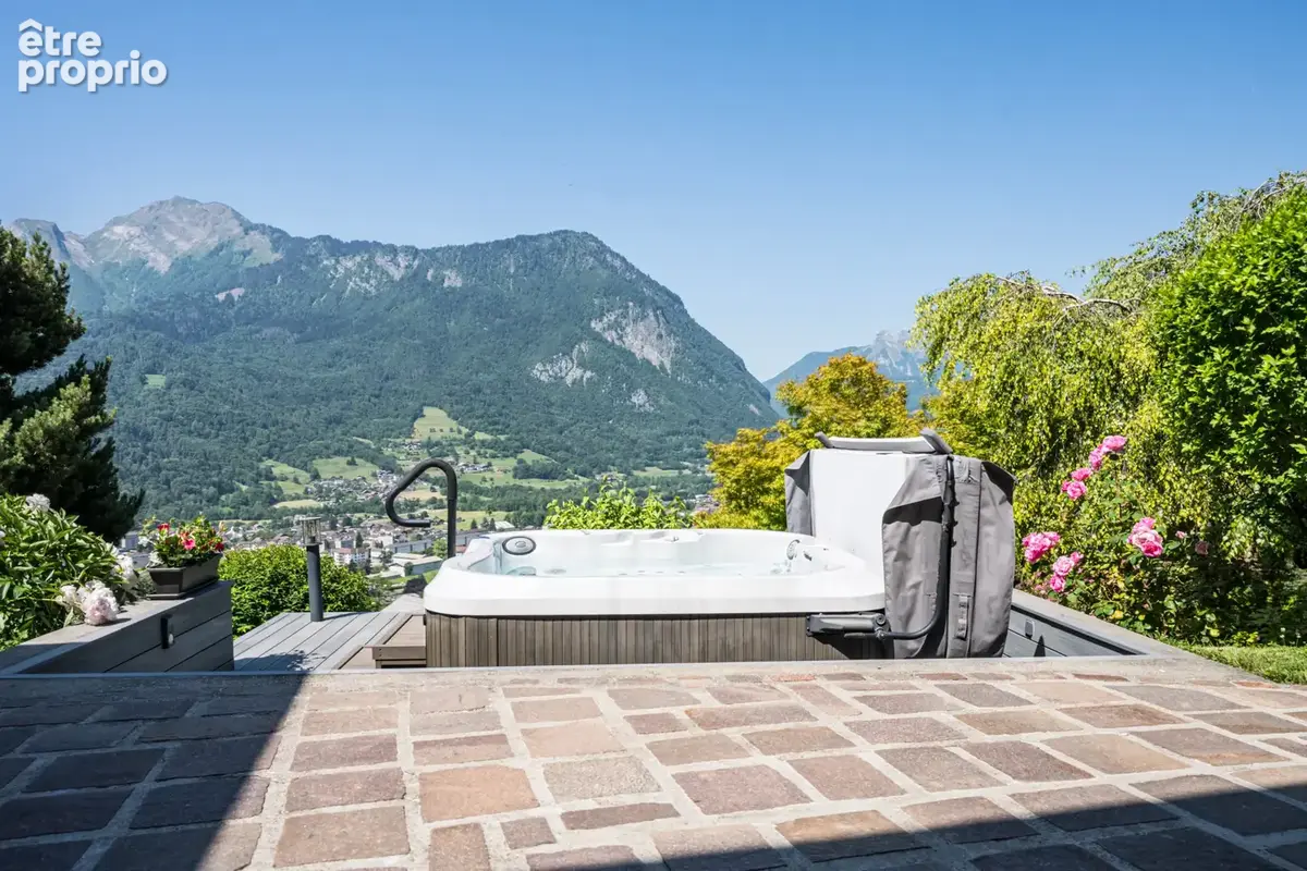 Maison familiale 7 pcs - 277m2 - Vue panoramique sur les montagnes - photo 9