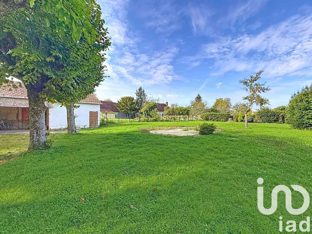 Photo 8 - Maison à HERY