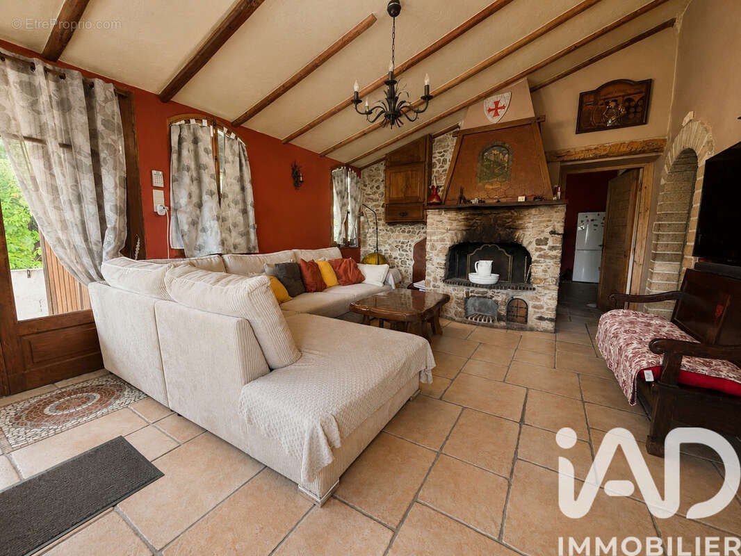 Photo 3 - Maison à SAINT-HILAIRE-DE-BRETHMAS