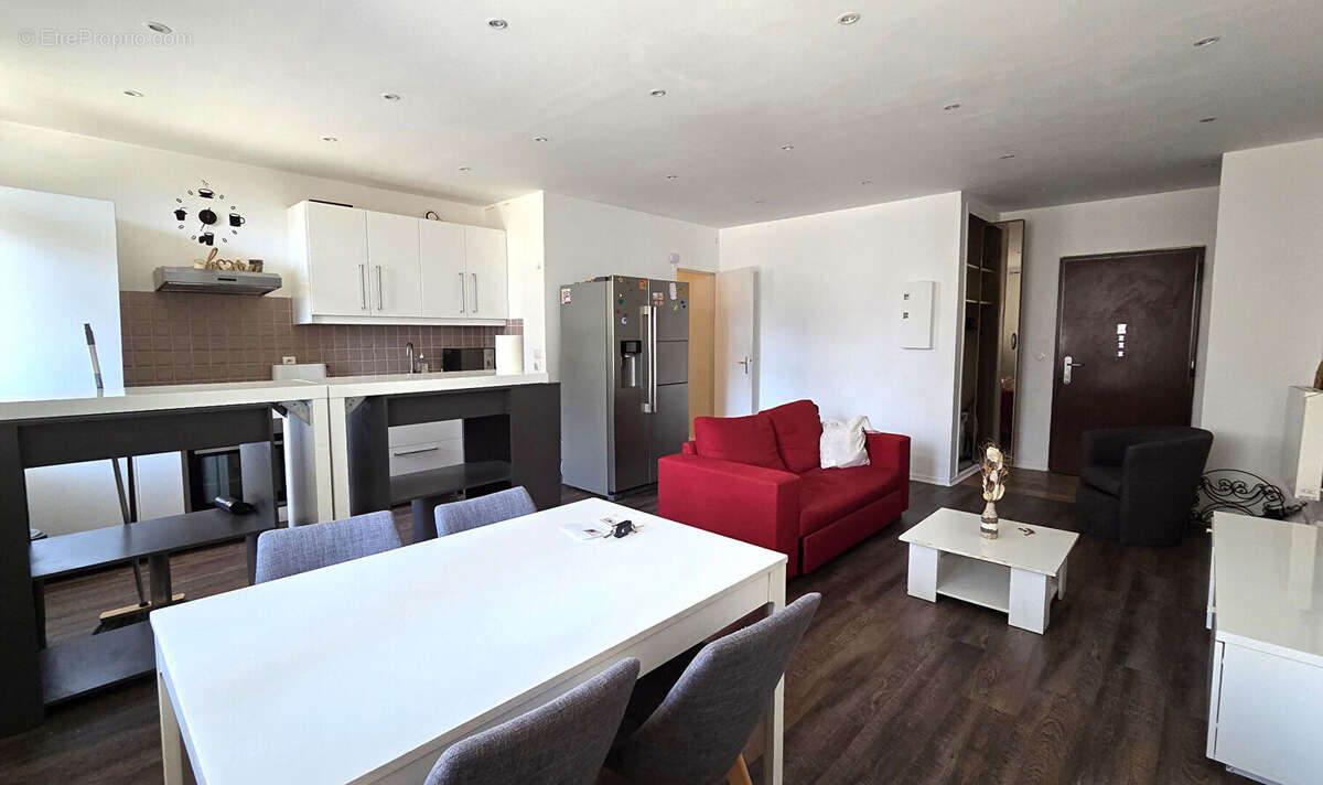 Appartement à HOUILLES