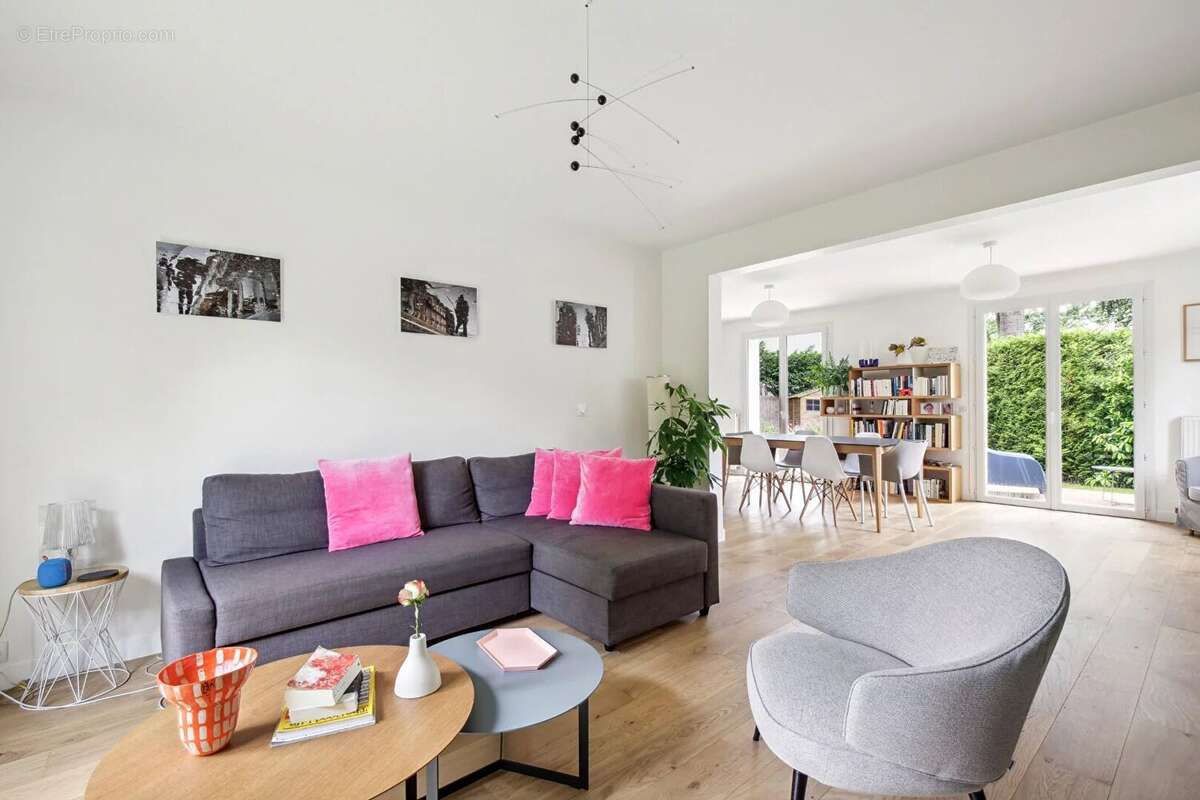 Maison à LE VESINET