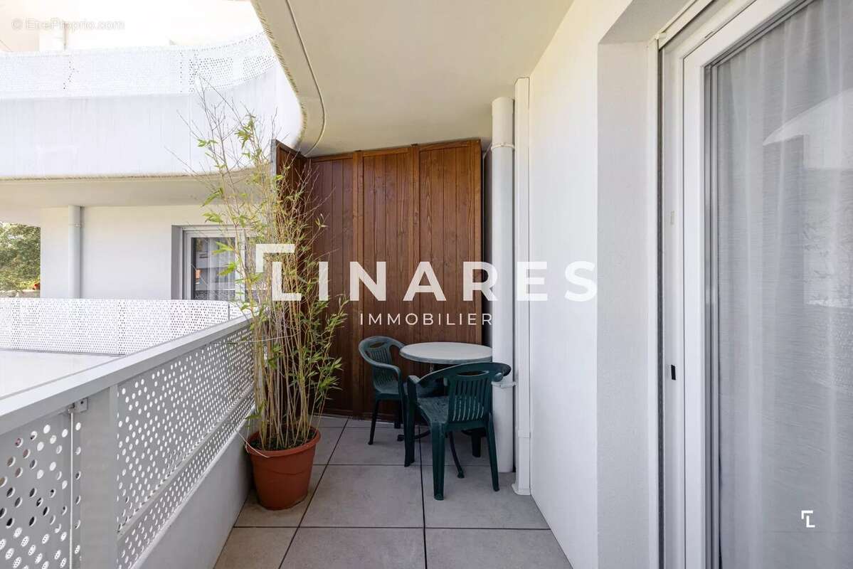 Appartement à MARSEILLE-9E