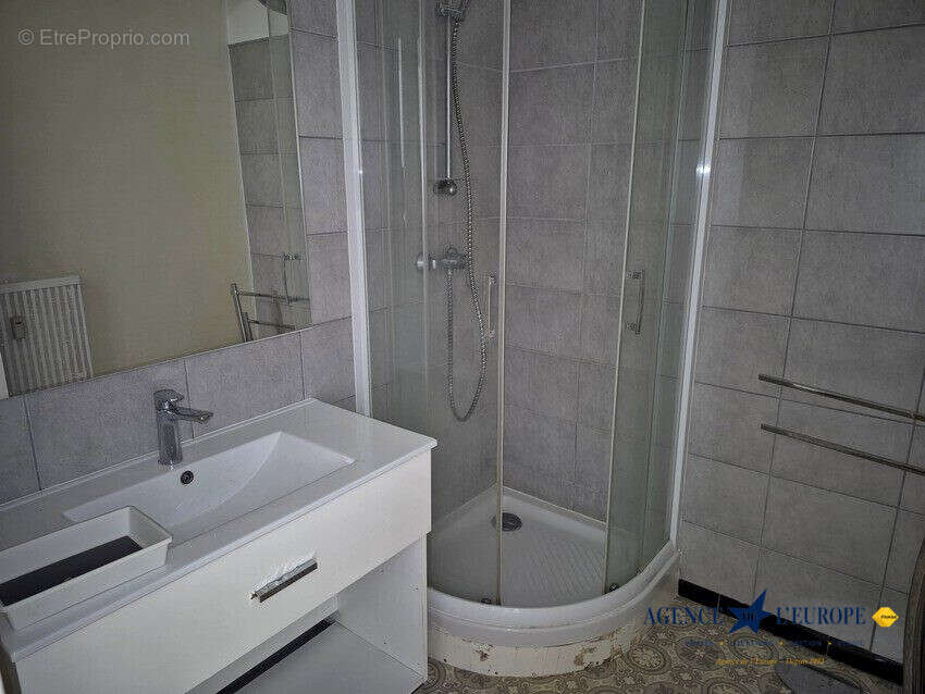 Appartement 67 m² à Cusset  - photo 6