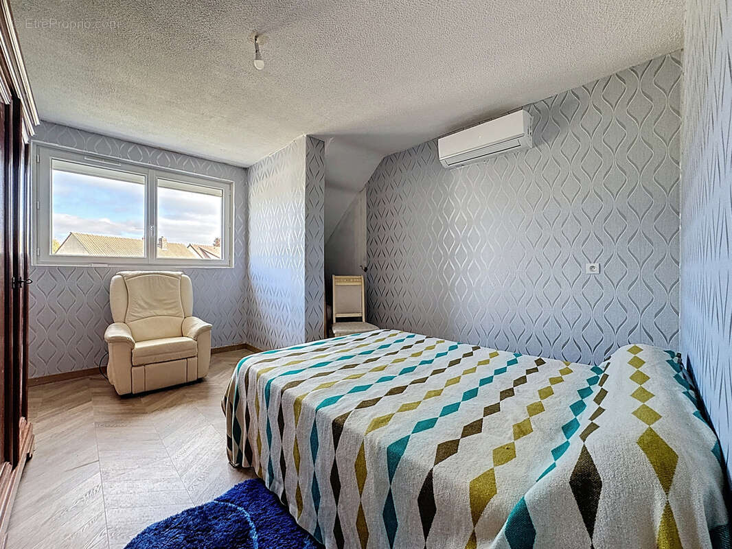 Maison à MONTMIRAIL