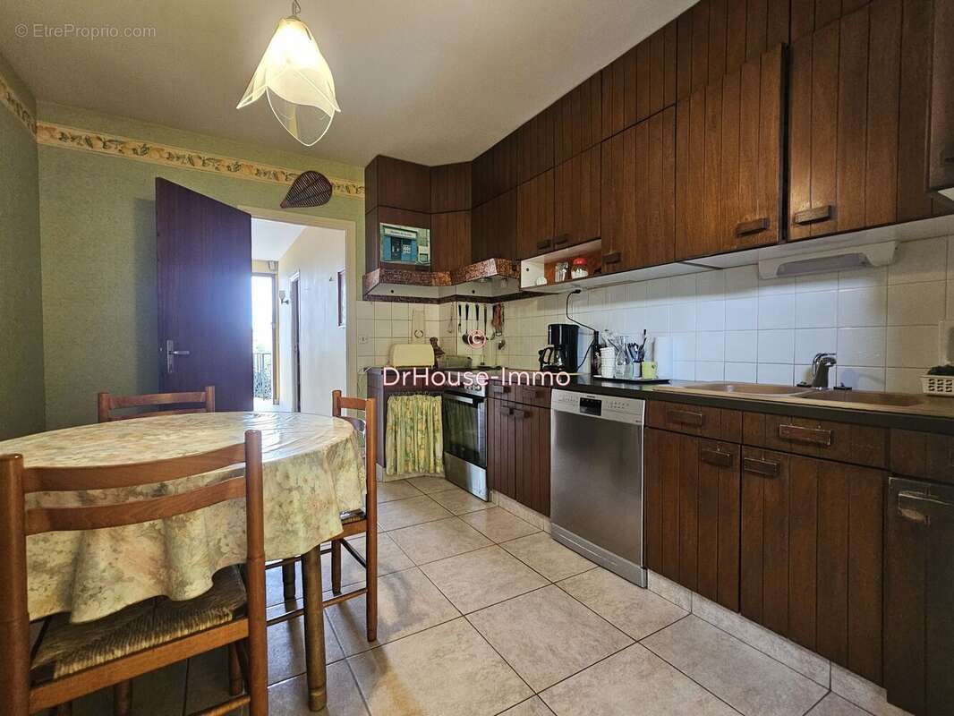 Maison à MONTMORILLON