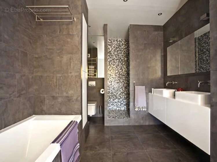 Appartement à STAINS