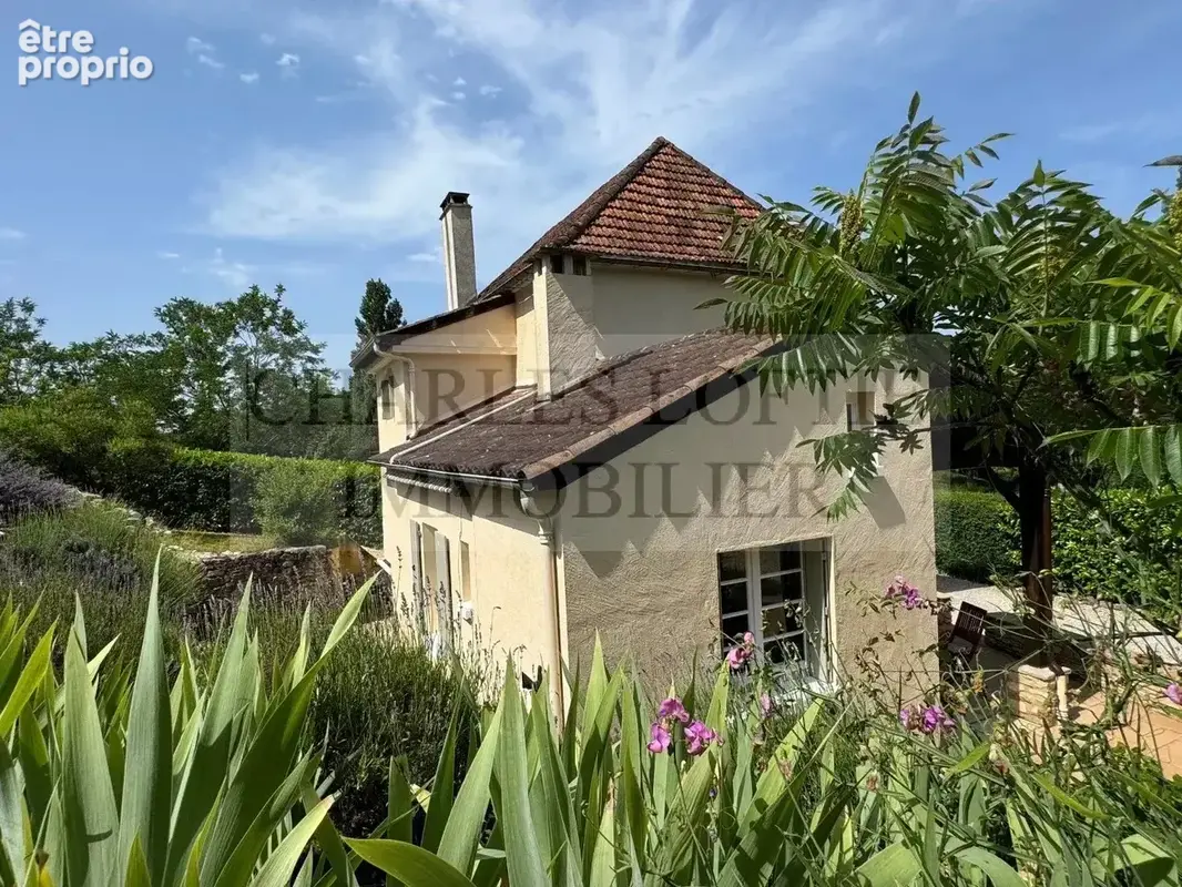 Jolie maison avec piscine et maison d'invités sur plus de 4000 m² de terrain, en Bouriane - photo 2