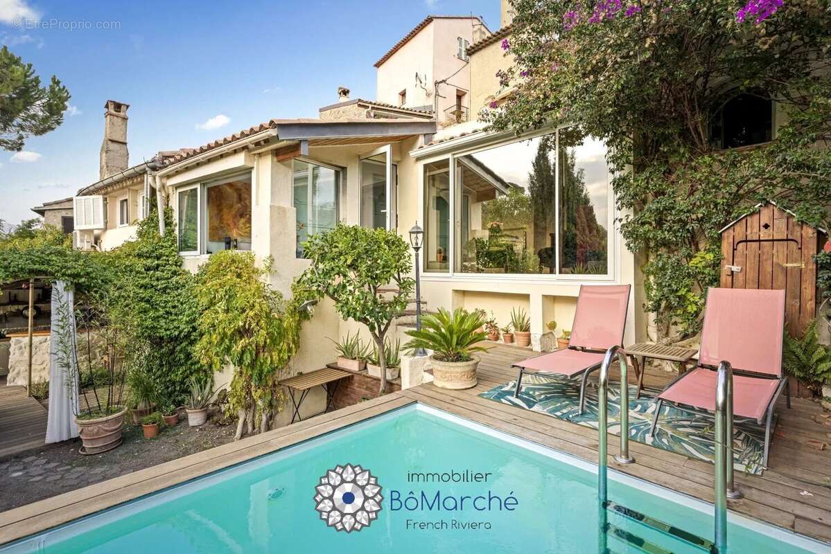 Maison à CAGNES-SUR-MER