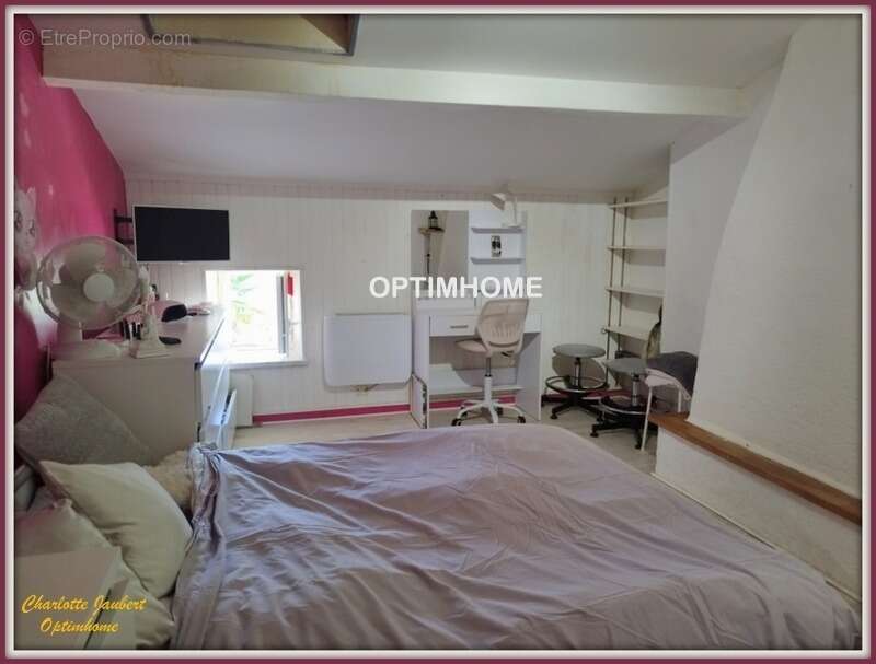 Maison à BARBEZIEUX-SAINT-HILAIRE