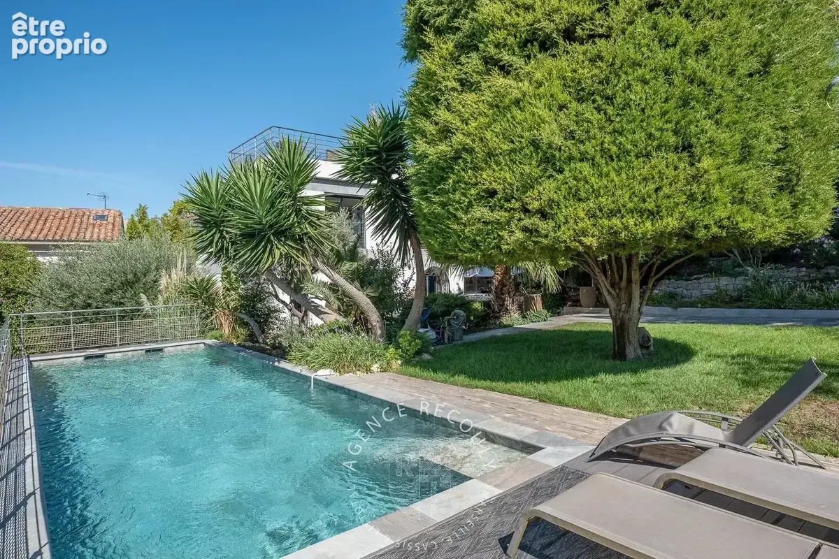 Belle maison familiale avec piscine  et 5 chambres -  roucas/endoume - 13007 marseille - photo 3