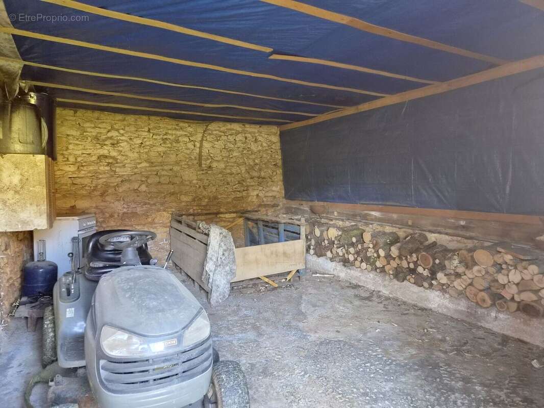 20260324151118 - Maison à SAINT-CYPRIEN