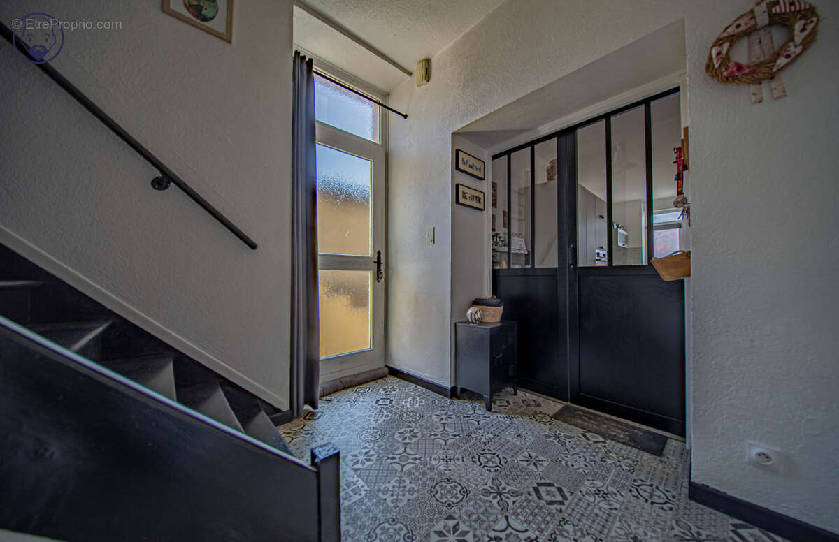 Maison à THIAUCOURT-REGNIEVILLE