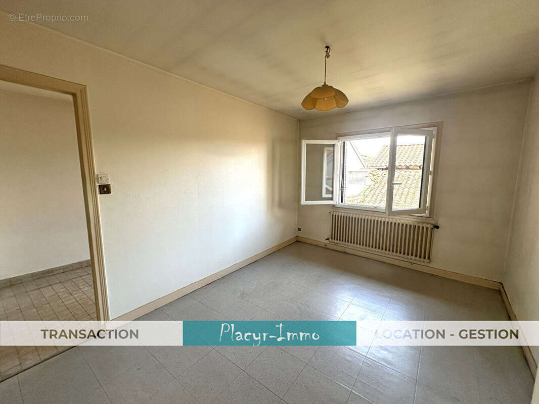 Immeuble Bâgé-le-Châtel - photo 7