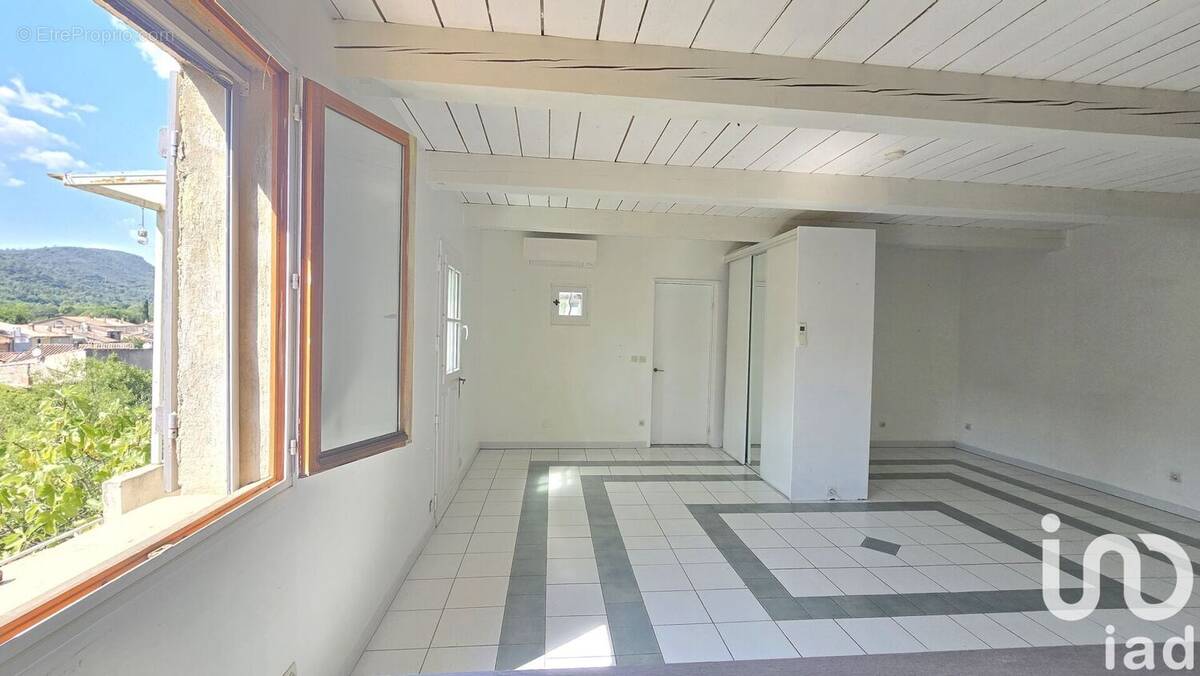 Photo 1 - Maison à LA ROQUEBRUSSANNE