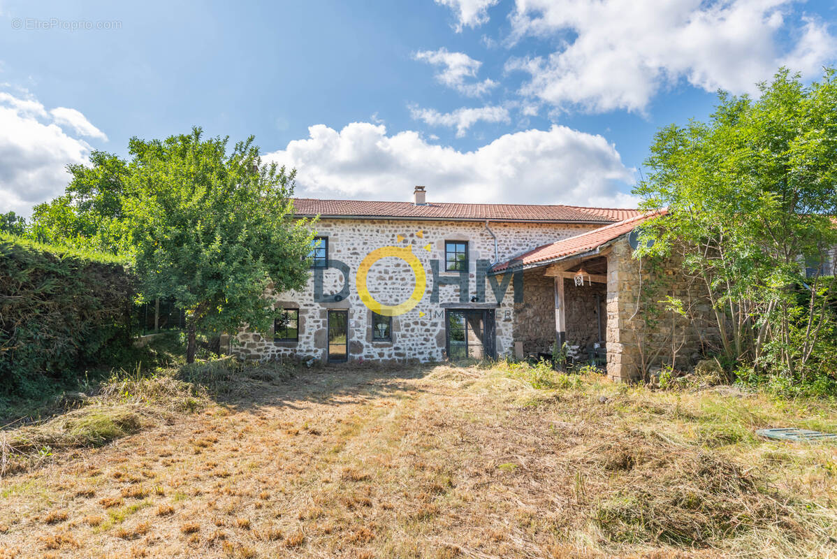 Maison à BELLEVUE-LA-MONTAGNE