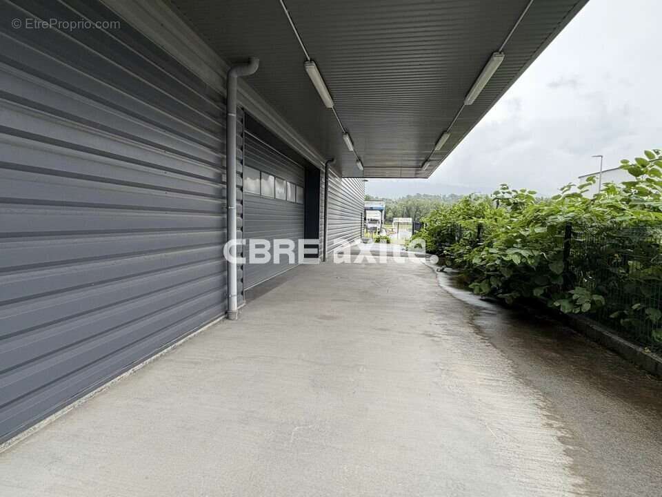 1973 m² à Montmelian  - photo 2