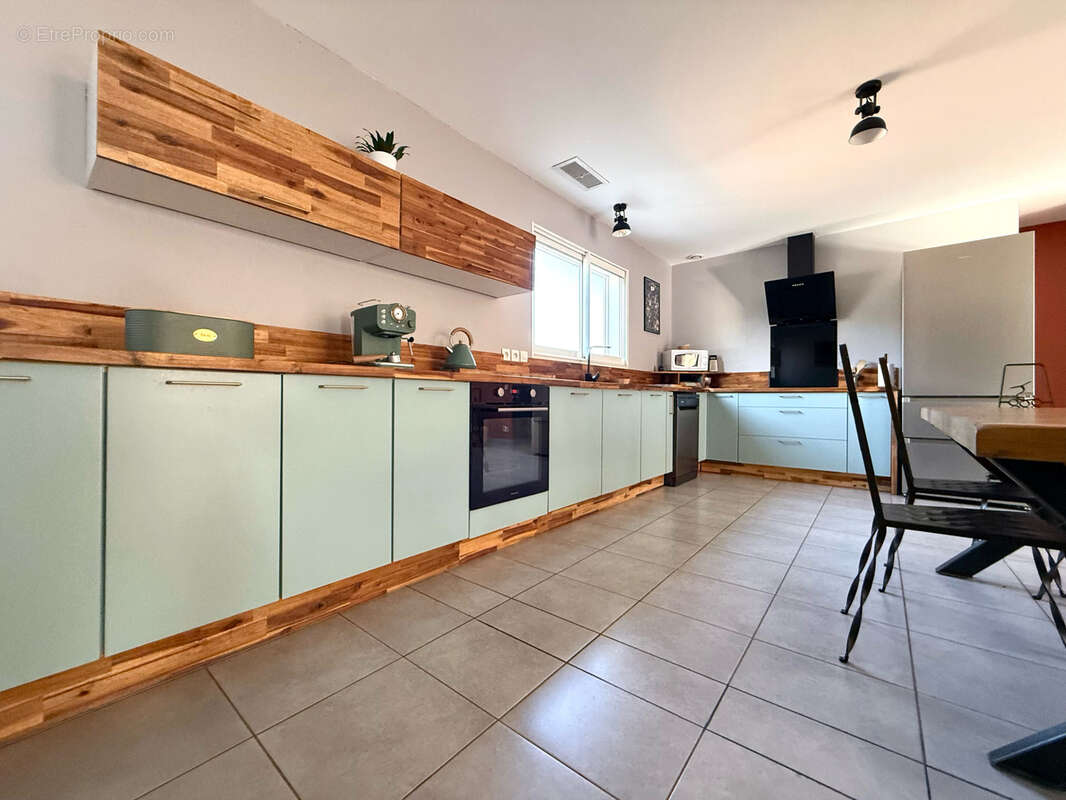 Maison à USCLAS-DU-BOSC