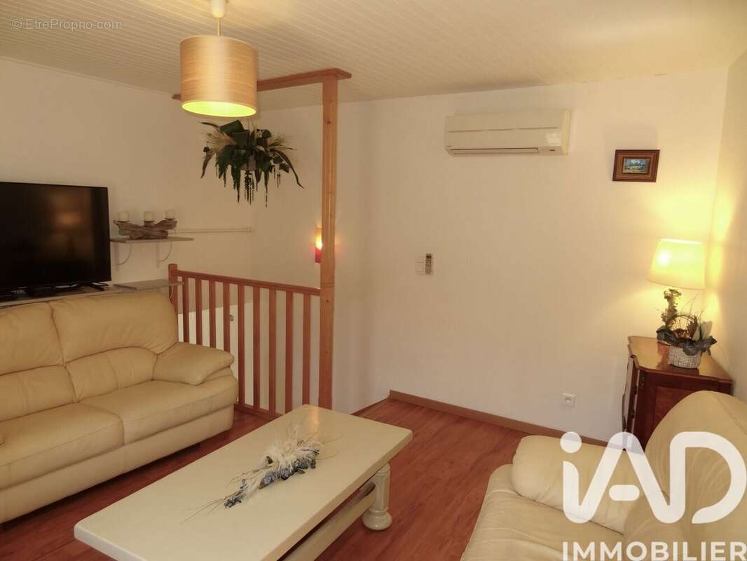 Photo 9 - Maison à JONQUIERES-SAINT-VINCENT