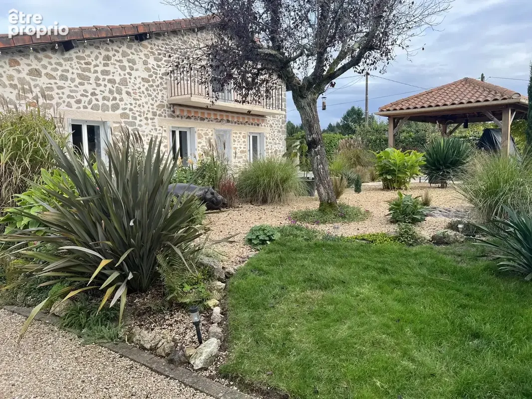 Charmante propriété en pierre - Deux maisons mitoyennes dans le Périgord Vert - photo 15