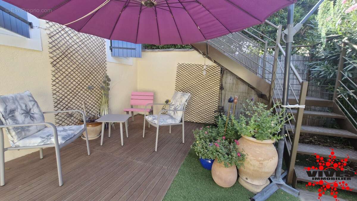 Canal du Midi  Maison rénovée avec terrasse, cour et garage - photo 15