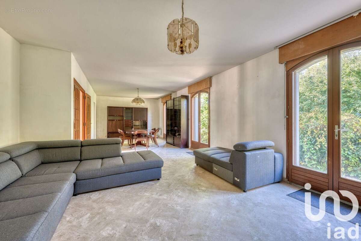 Photo 2 - Maison à LE PLESSIS-TREVISE