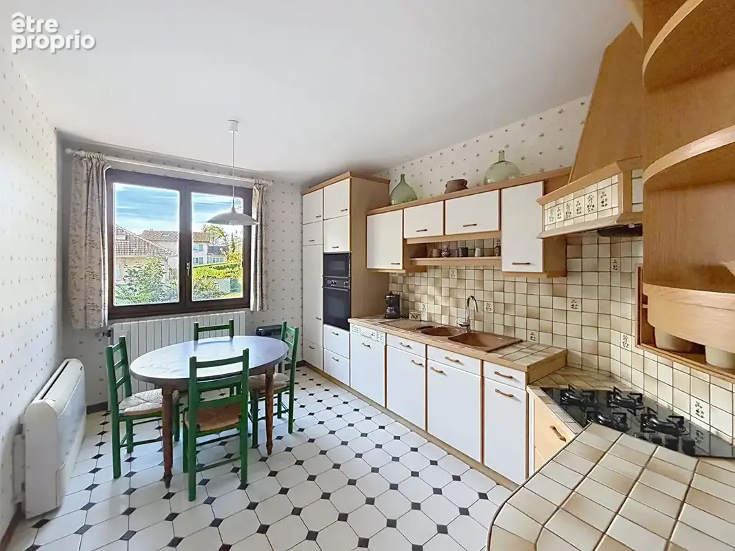 Genas Vurey maison 151m²  3 Chbres Terr. 971m² - photo 6