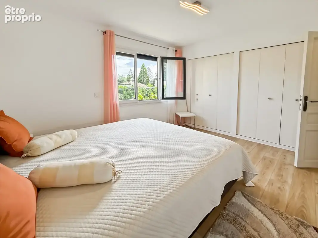Maison à vendre 8 pièces PREVESSIN MOENS (01) - photo 8