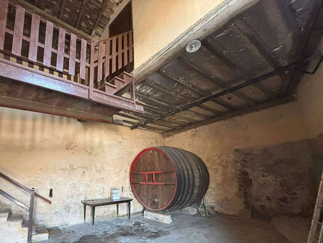 Maison à POUILLY-LE-MONIAL