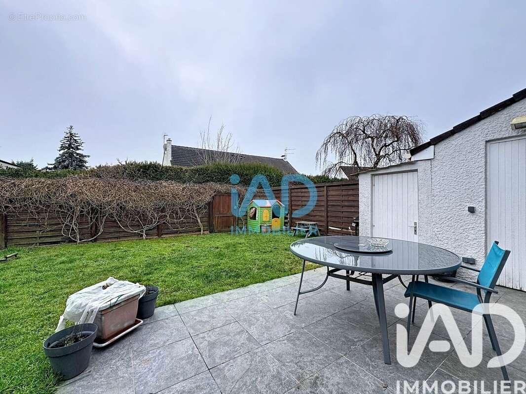 Maison 82 m² à Saint-Pierre-Du-Perray  - photo 6