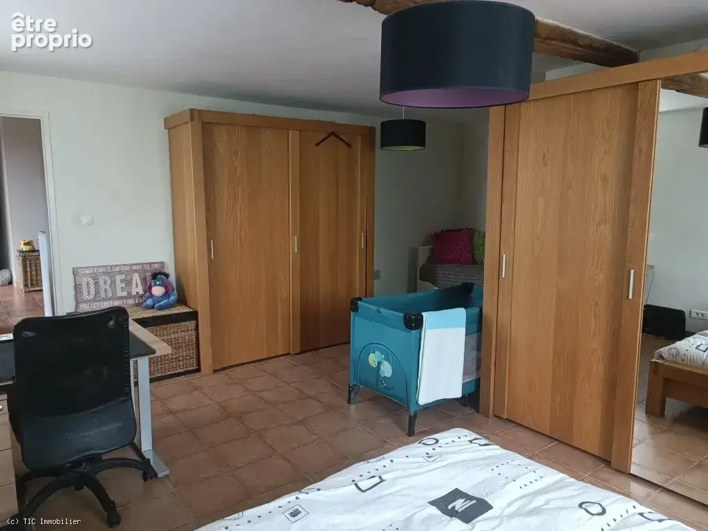 Très Belle Maison Ancienne de 3 Chambres avec Piscine et Terrain de Plus d'Un Hectare - photo 6