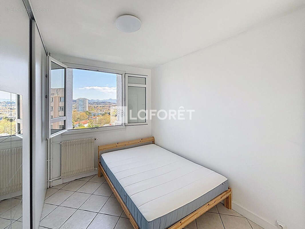 Appartement à MARSEILLE-10E