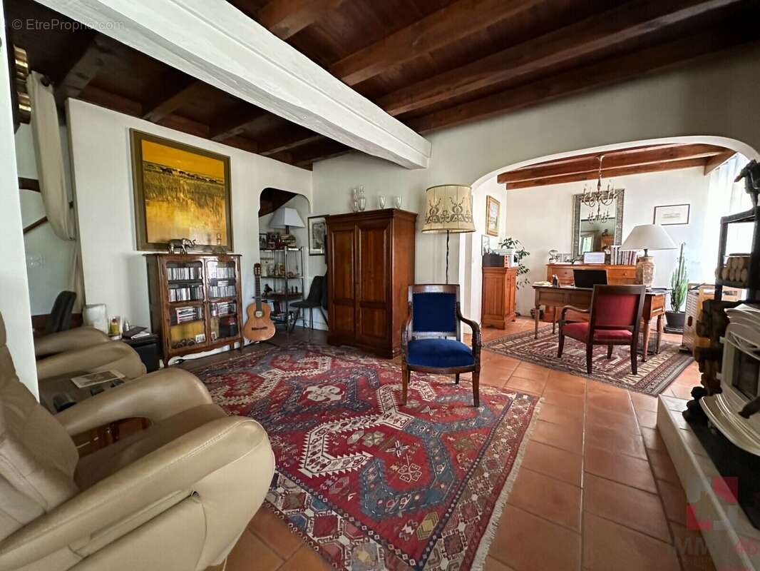 Maison 182 m² à Prayssac  - photo 5