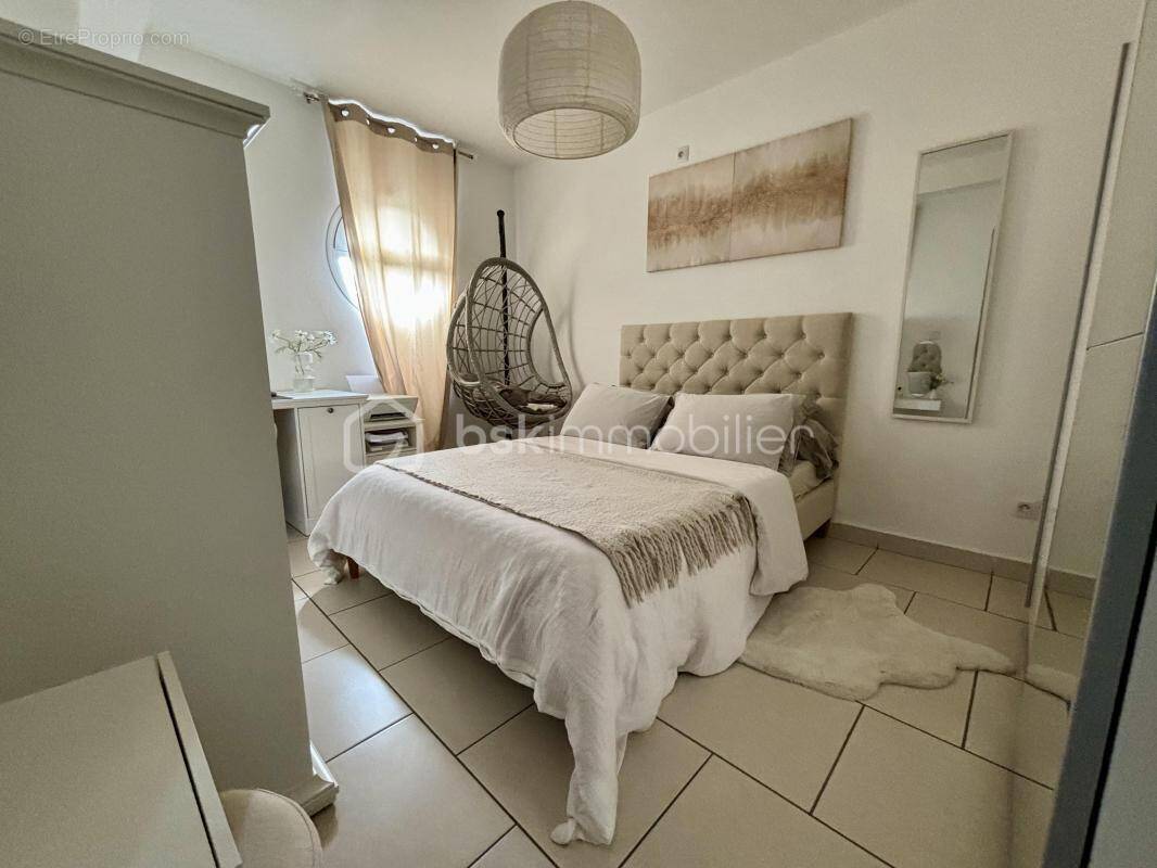 Appartement à SAINTE-SUZANNE