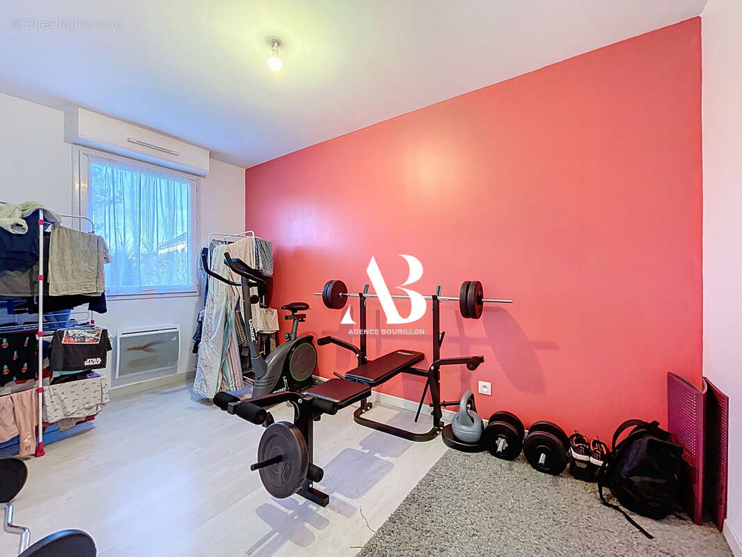 Maison à VILLENEUVE-LES-BORDES