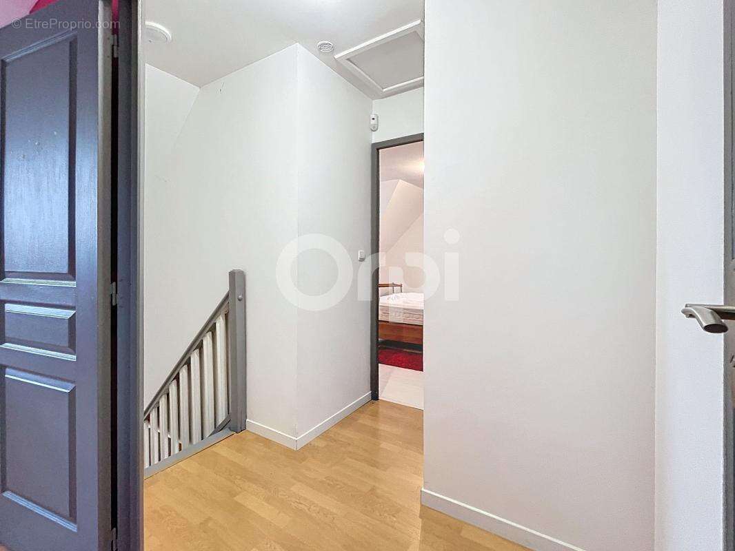 Maison à RESSONS-SUR-MATZ