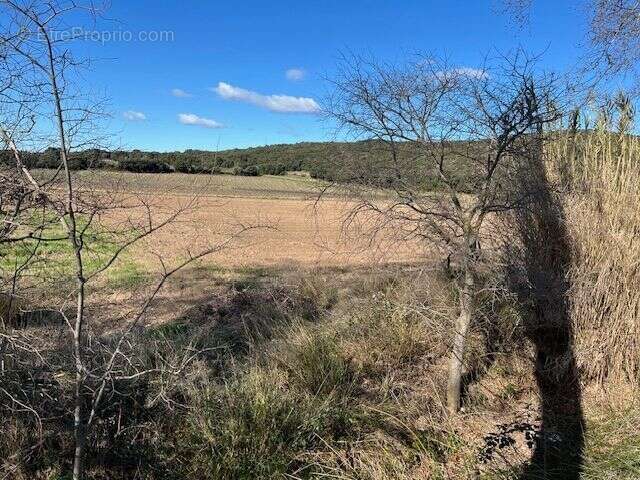 Terrain à CASTILLON-DU-GARD